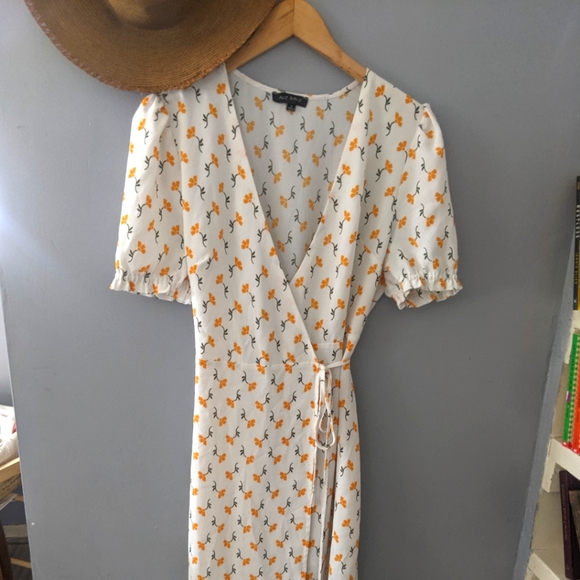 Aly Daly Flower Dress - Picture 1 of 5